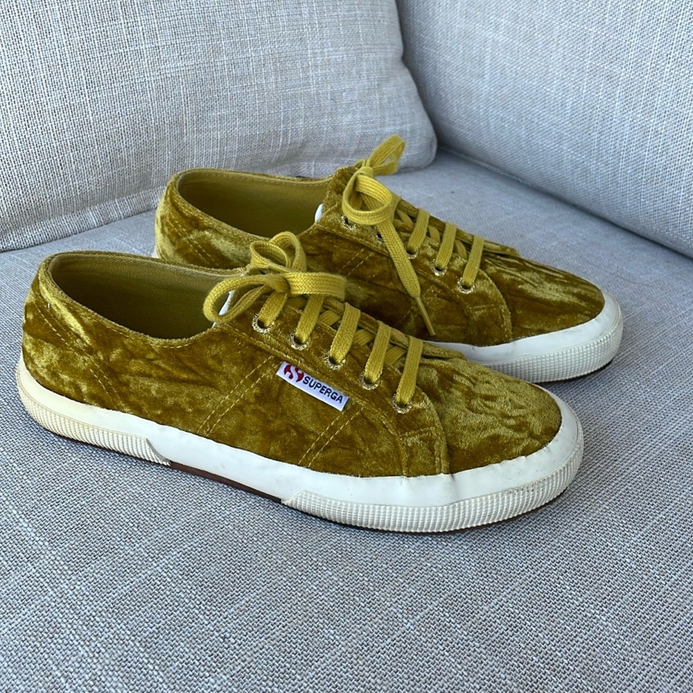 Superga velour gold sneakers. EU 37 1/2 US 7